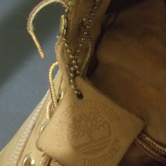 Boots - Picture 5 of 6